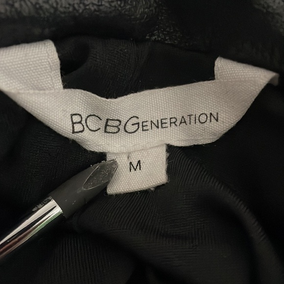 🖤 BCBGENERATION chiffon pleated high low hem mini skirt goth emo core medium 🖤 - Picture 5 of 5